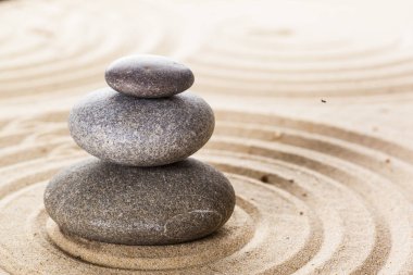 Zen bahçe taşları ve komisyonlu kum 