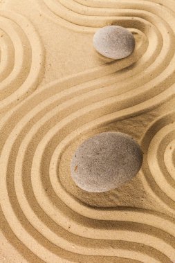 Zen bahçe taşları ve komisyonlu kum 