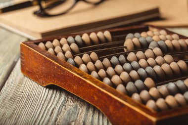 kahverengi vintage ahşap abacus, yakın çekim