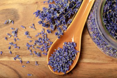 Kurutulmuş lavanta iple bağlı Grup yakın çekim