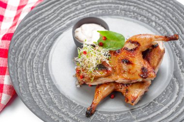 masada kavrulmuş tavuk