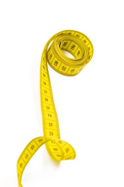 sarı metrik beyaz panorama arka plan üzerinde izole bant ölçme