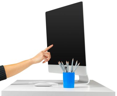 Eller kadın beyaz arka plan üzerinde izole bilgisayar klavye ile çalışma