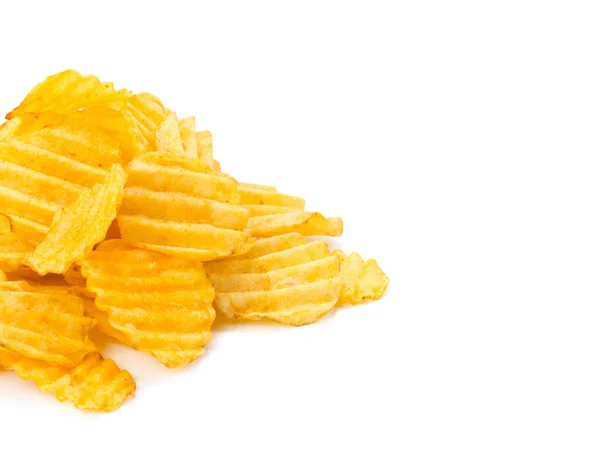 Högen Med Gula Krispiga Chips Isolerad Vit Bakgrund — Stockfoto