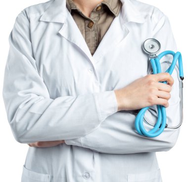 kadın doktor beyaz zemin üzerine izole stetoskop ile
