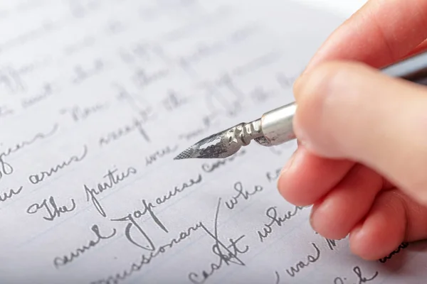 Pluma Estilográfica Una Carta Manuscrita Antigua — Foto de Stock