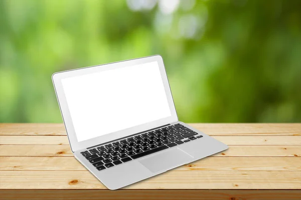 Laptop Med Blank Skärm Bordet — Stockfoto