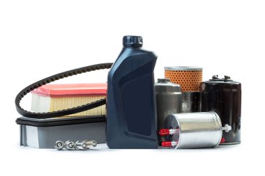 araba yağ filtreleri ve motor yağı olarak izole beyaz olabilir