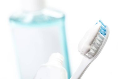 ışık arka plan üzerinde diş diş fırçası