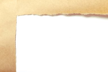 Kahverengi paket kağıt ortaya beyaz paneline yırtılmış