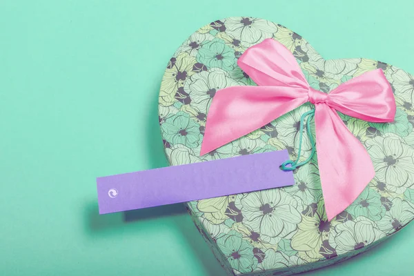 礼品盒与礼品标签 情人节 — 图库照片