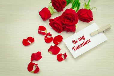 Mutlu sevgililer günü güzel tebrik kartı 