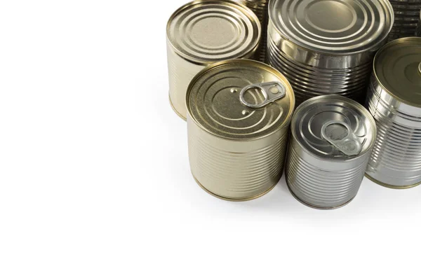 白い背景の上の金属缶 — ストック写真