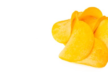 Patates cipsi beyaz arkaplanda izole