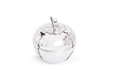 Beyaz arka plan üzerinde izole Apple bulmaca