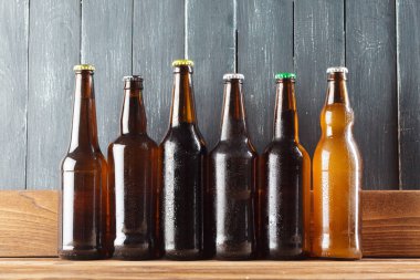 Şişe bira tablo, yakından görmek ile