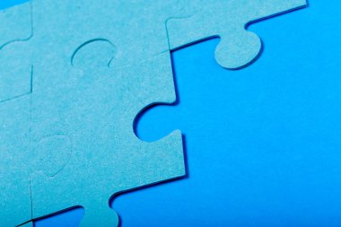 Kavram bulmaca. Parlak arka plan