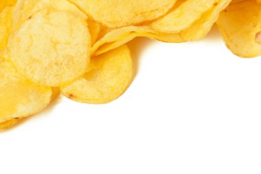 Patates cipsi beyaz arkaplanda izole