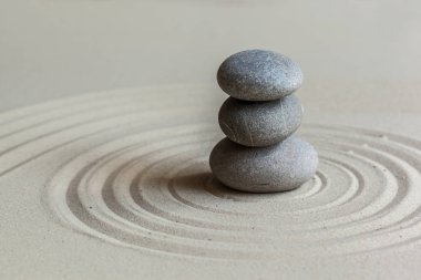 Kum Zen bahçe taşları
