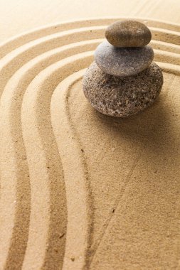 Kum Zen bahçe taşları