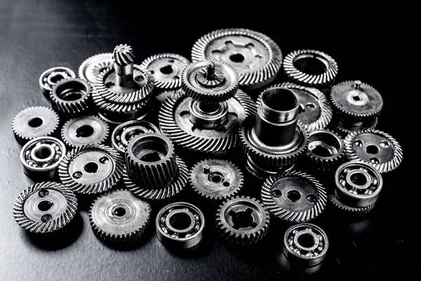 Engranajes Metal Sobre Fondo Negro —  Fotos de Stock