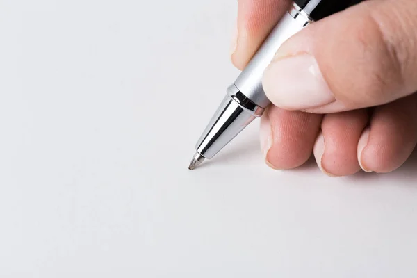 Hand Met Pen Geïsoleerd Een Witte Achtergrond Close — Stockfoto