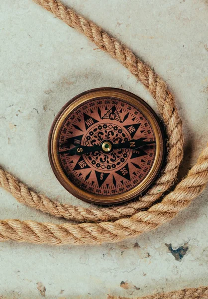 Zblízka Starožitný Kompas Retro Styl — Stock fotografie