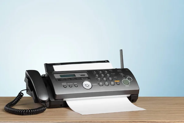 オフィスの Fax 機をクローズ アップ — ストック写真