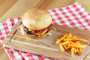 lezzetli ve iştah açıcı hamburger