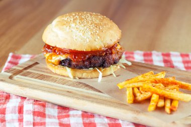 lezzetli ve iştah açıcı hamburger