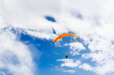 paraplane uçan yüksek up