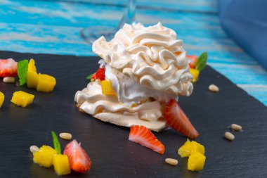 Tatlı kurabiye ve plaka