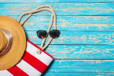 Plaj eşyalarıyla yaz tatili geçmişi 