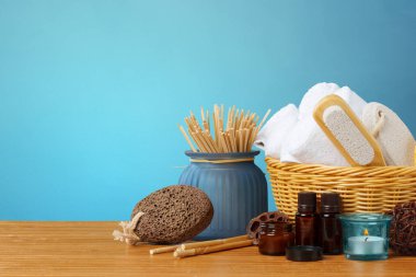 Tahta masadaki spa tedavisinin bileşimi