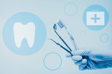 diş hekimi tıbbi araçlar elinde eldiven El