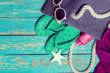 Plaj eşyalarıyla yaz tatili geçmişi