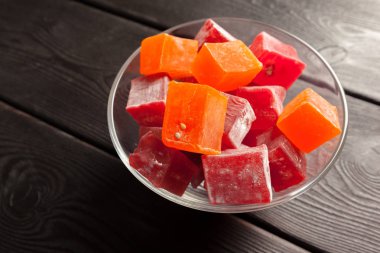 Türk Lokumu, yakın