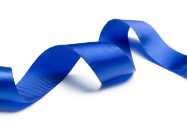 kurdele beyaz arkaplanda izole edildi