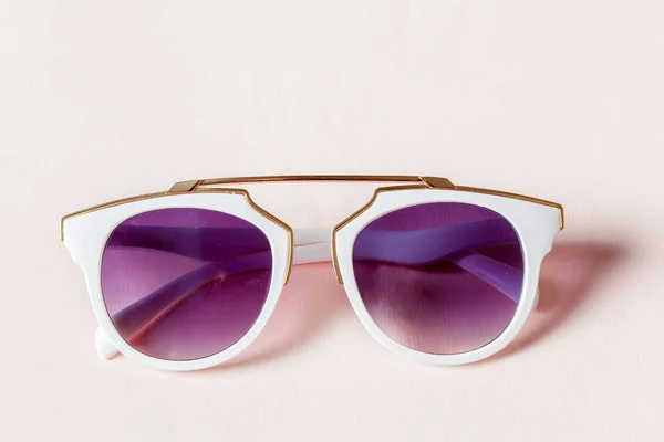 Sonnenbrille Auf Pastellfarbenem Hintergrund Modesommer Kommt — Stockfoto