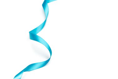 kurdele beyaz arkaplanda izole edildi