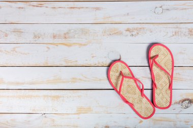 ahşap zemin üzerinde üstten görünüm floplar flip 