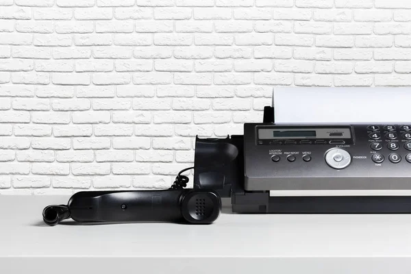 ファックス機 通信のクローズ アップ — ストック写真