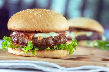 lezzetli ve iştah açıcı hamburger