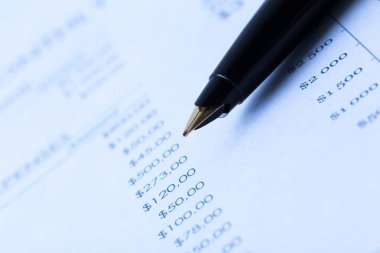 Finansal muhasebe, kalem kağıt üzerinde