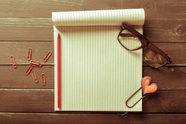 Çalışma alanı Gezgini. Boş defter. 