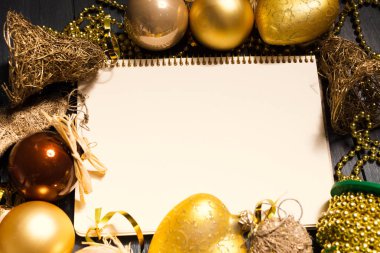 Tebrik kartı Noel süslemeleri ile alay etmek yukarıya