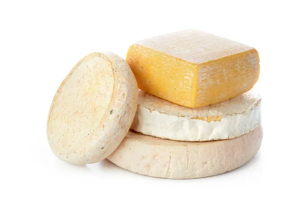 ミックス チーズは 白で隔離 クローズ アップ — ストック写真