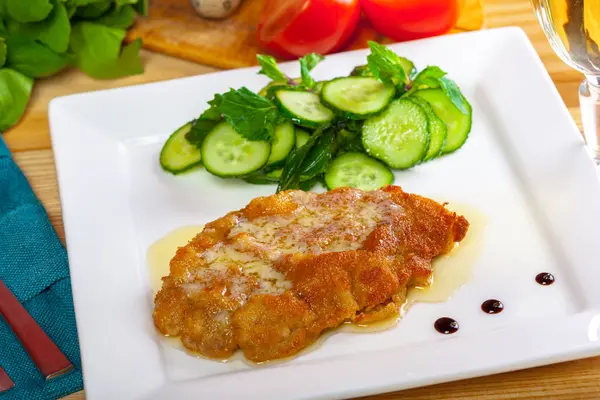 Schnitzel Tedesco Vicino — Foto Stock