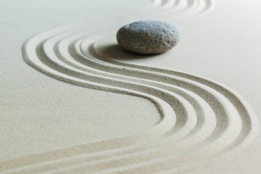 Zen taş bahçe, closeup görünümü kum üzerinde