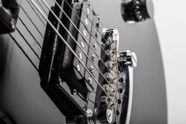Elektro gitar parçaları yakın çekim 